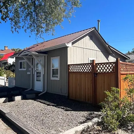 Cheerful Pet-Friendly Bungalow Right In Town Montrose Exterior foto