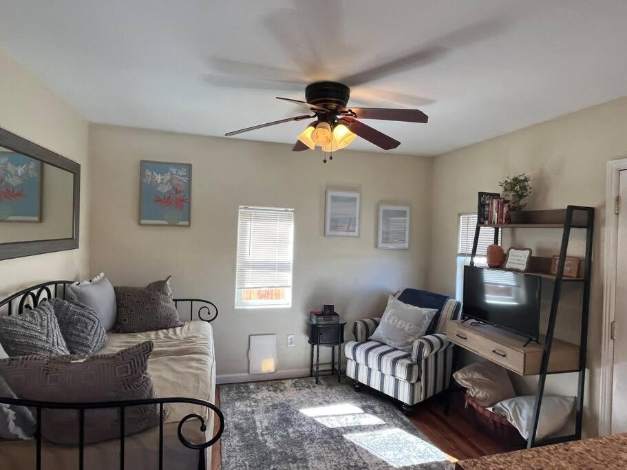 Hébergement de vacances Cheerful Pet-friendly Right In Town