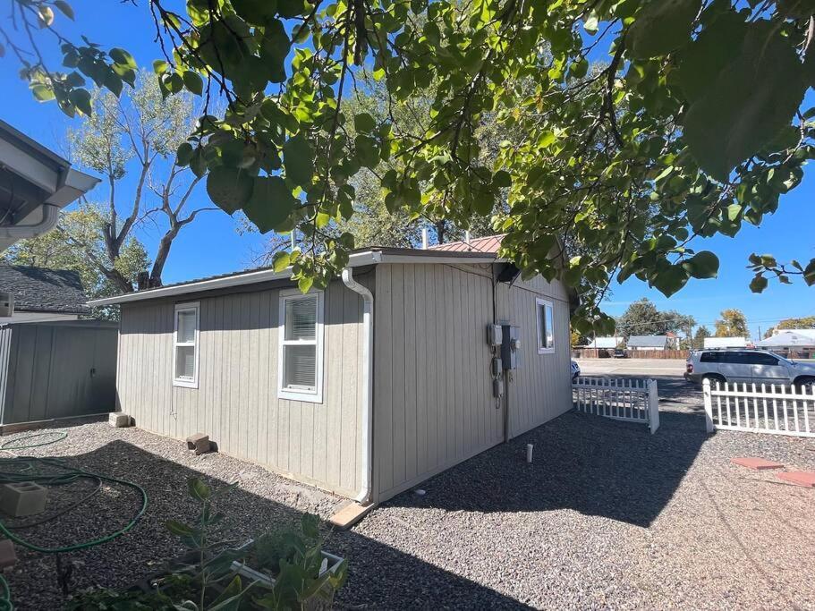 Ferienhaus Cheerful Pet-friendly Right In Town Montrose